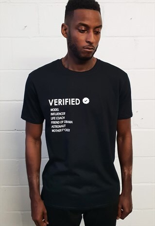 CLASSIC FIT BLACK T-SHIRT WITH VERIFIED PRINT