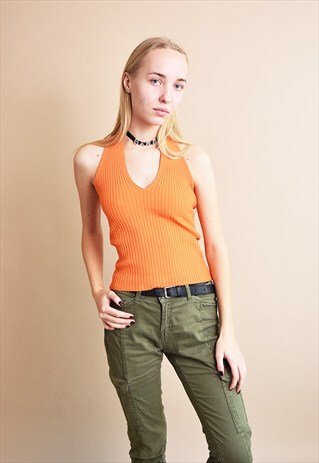 90'S MINIMALIST HALTERNECK KNITTED CLOSE-FITTED CROP TOP