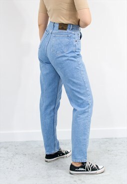 Vintage mom jeans in blue high waisted