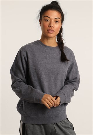 VINTAGE REEBOK SWEATSHIRT