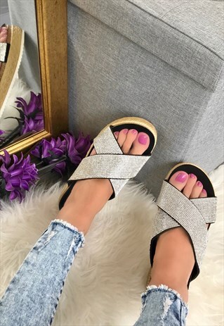 DIAMONTE SLIDES