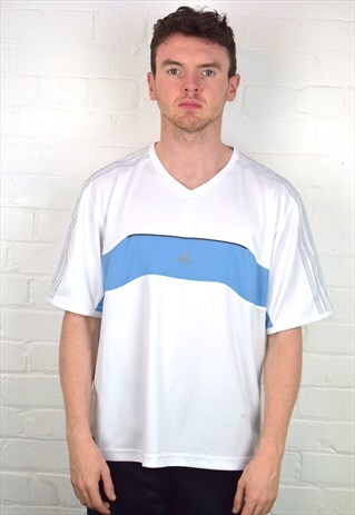 VINTAGE 90'S ADIDAS T-SHIRT