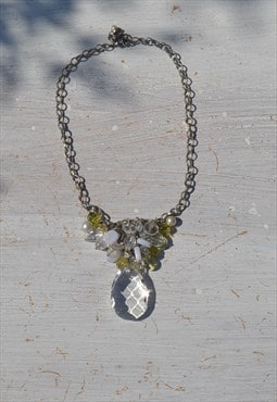 Deadstock silver  white/clear/yellow glass/plastic necklace