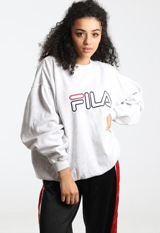 90S FILA EMBROIDERED LOGO SWEATSHIRT