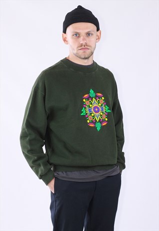 VINTAGE MENS BENETTON ETHNO LOGO SWEATSHIRT