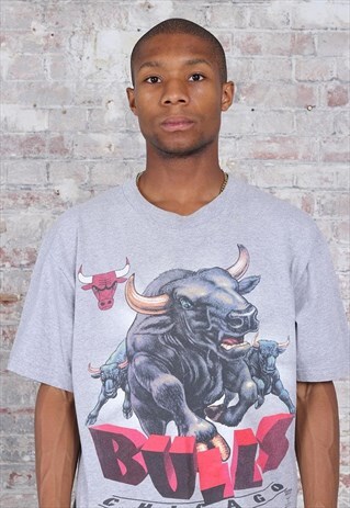 VINTAGE CHICAGO BULLS GRAPHIC T-SHIRT GREY