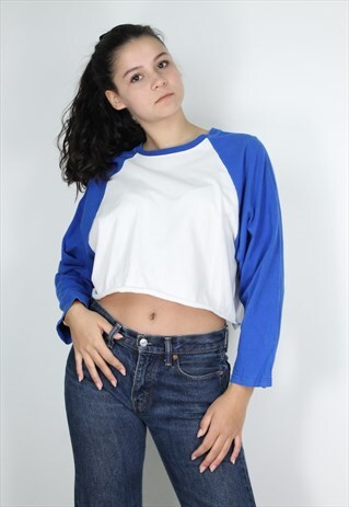 WHITE VINTAGE 90S CROP TOP SIZE L WITH BLUE SLEEVES