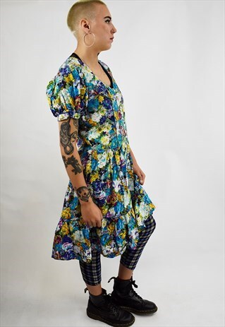 VINTAGE 80'S FLORAL TEA DRESS WITH TIERED SKIRT.