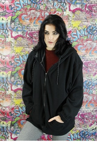 VINTAGE CHAMPION 90S SWEATSHIRT HOODIE. BRANDED SPORTSWEAR.
