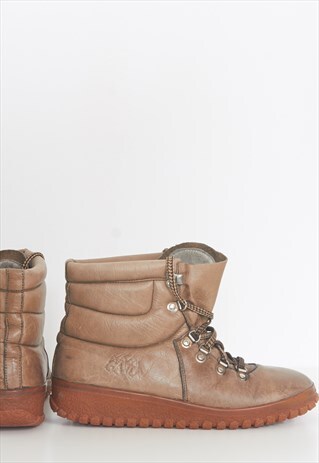 VINTAGE BROWN LEATHER BOOTS