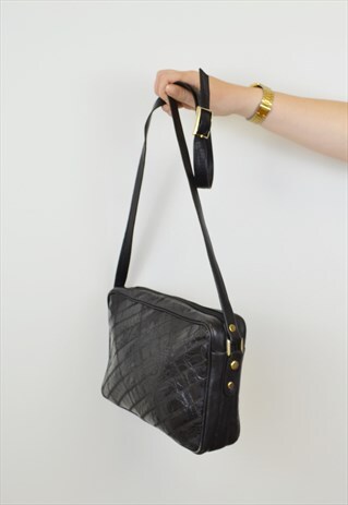 VINTAGE SHOULDER BAG