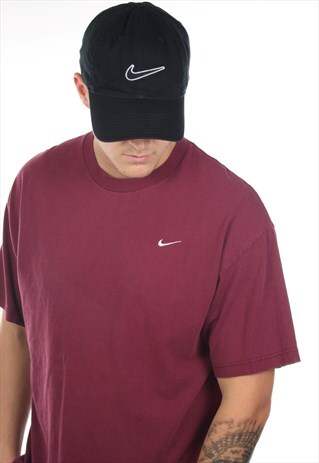 VINTAGE 90S NIKE SMALL LOGO T SHIRT TEE