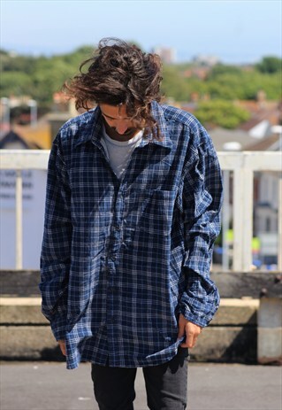 VINTAGE // 90'S // CORDUROY STYLE SHIRT