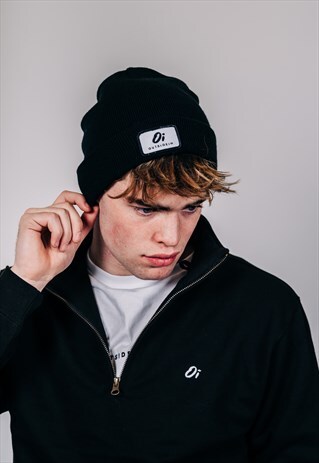 OUTSIDEIN BLACK BEANIE