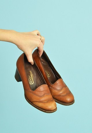 70'S RETRO MINIMALIST SCANDI REAL LEATHER PUMPS