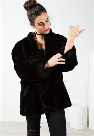 VINTAGE FAUX FUR COAT / S130