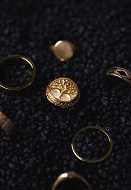 18K Gold Tree Of Life Signet Ring - Chunky Gold Rings