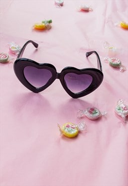 Black Chunky Oversized Heart Sunglasses