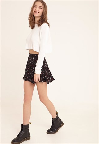SUBDUED WHITE CROPPED JUMPER