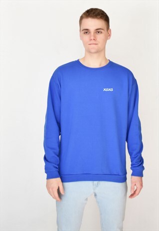 BLUE XOXO (WHITE) SWEATSHIRT
