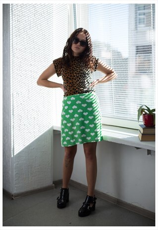 VINTAGE 90'S GREEN MINI HEART PRINT SKIRT