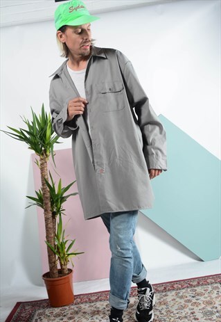 VINTAGE OVERSIZED DICKIES WORKWEAR SHIRT IN GREY.