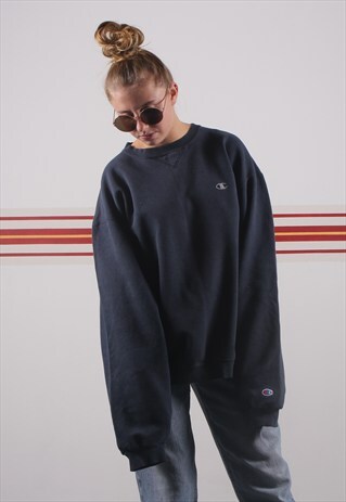 EMBROIDERED LOGO SWEATSHIRT