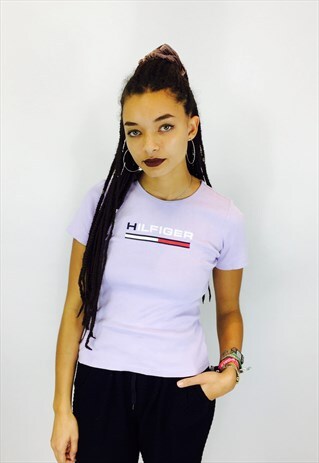 TOMMY HILFIGER 90S EMBROIDERED T SHIRT