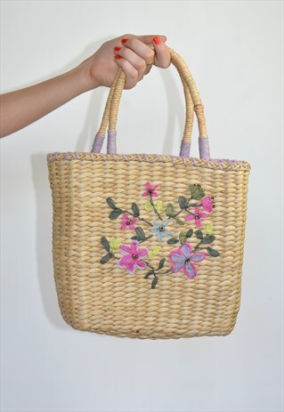 VINTAGE EMBROIDERED WICKER STRAW BASKET BAG