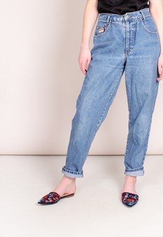 VINTAGE 90S HIGH WAISTED BLUE MOM JEANS
