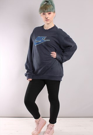 VINTAGE NIKE SWEATSHIRT