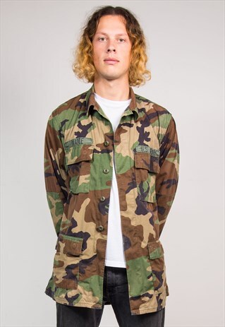 90'S VINTAGE GRUNGE GREEN CAMO PATTERN ARMY JACKET