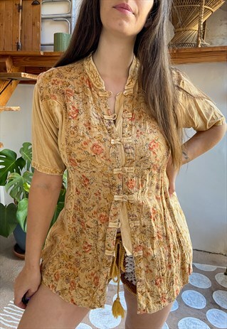 VINTAGE 90'S EMBROIDERED HIPPY BUTTON UP TOP - S/M