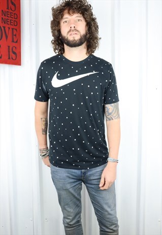VINTAGE NIKE OVERSIZED T SHIRT