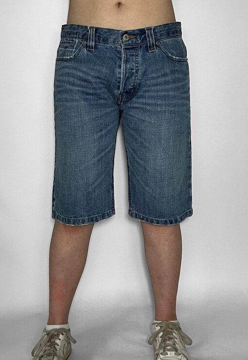 garment image