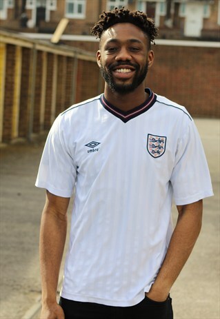 RETRO // UMBRO // ENGLAND TOP