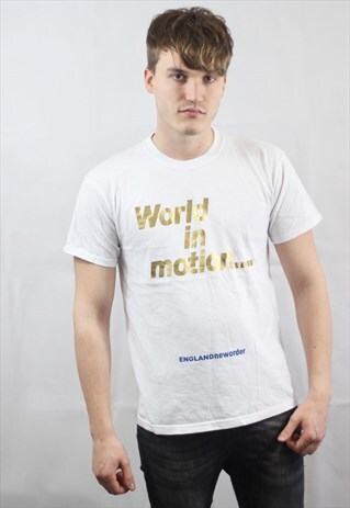 WORLD IN MOTION PRINT T-SHIRT