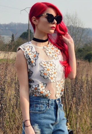 BLOSSOM MESH TOP