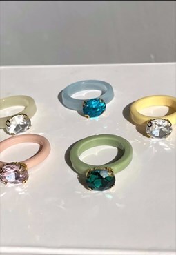 Festival acrylic fashion 5 ring gem stacking set