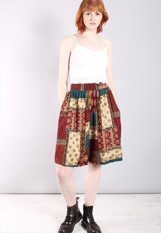 VINTAGE 80S ABSTRACT PATCHWORK PATTERNED CULOTTE SHORTS