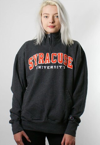 EMBROIDERED LOGO SWEATSHIRT UNIVERSITY 1/4 ZIP