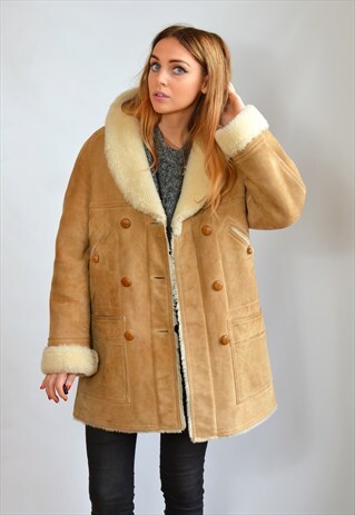 VINTAGE 1970'S CAMEL SHEEPSKIN SHEARLING COAT