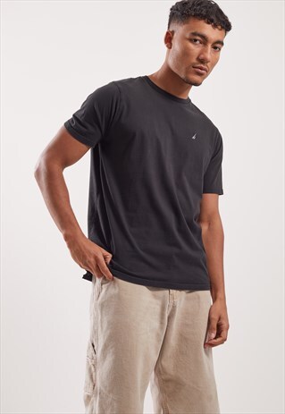 VINTAGE NAUTICA T-SHIRT