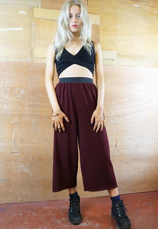 MAROON TEXTURED CROP TROUSERS