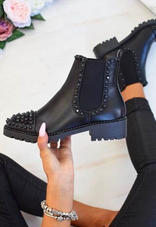 WILLOW SPIKE STUDDED CHELSEA ANKLE BOOTS - BLACK