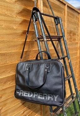 Vintage Fred Perry black leather effect messenger bag 