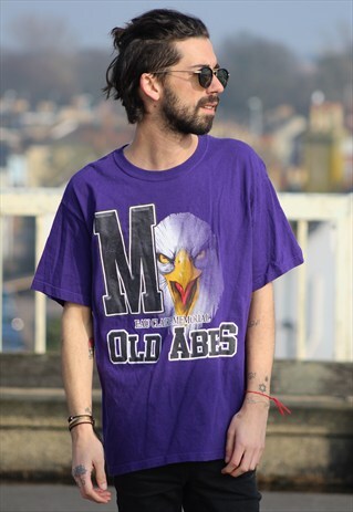 RETRO // 90'S // AMERICAN T-SHIRT