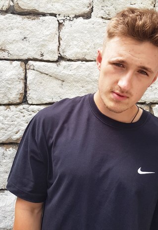 VINTAGE NIKE CREWNECK BLACK OVERSIZED T-SHIRT
