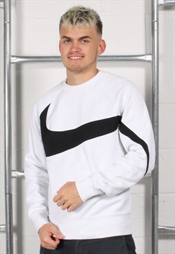 Vintage Nike Sweatshirt in White Pullover Jumper Small