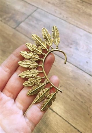 GOLD FEATHER EARCUFF